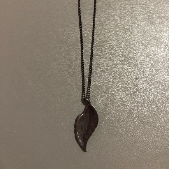 Black Copper Feather - Picture 2 of 3